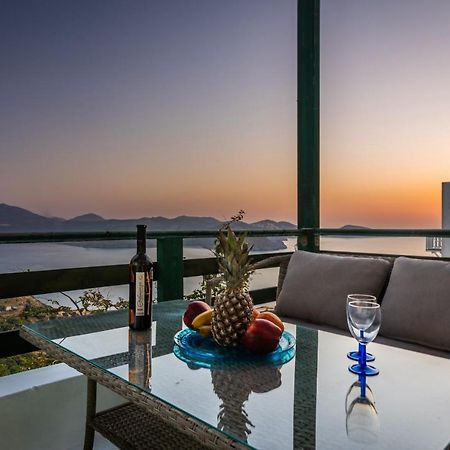 Melisses Sea View House Villa Plaka  Bagian luar foto