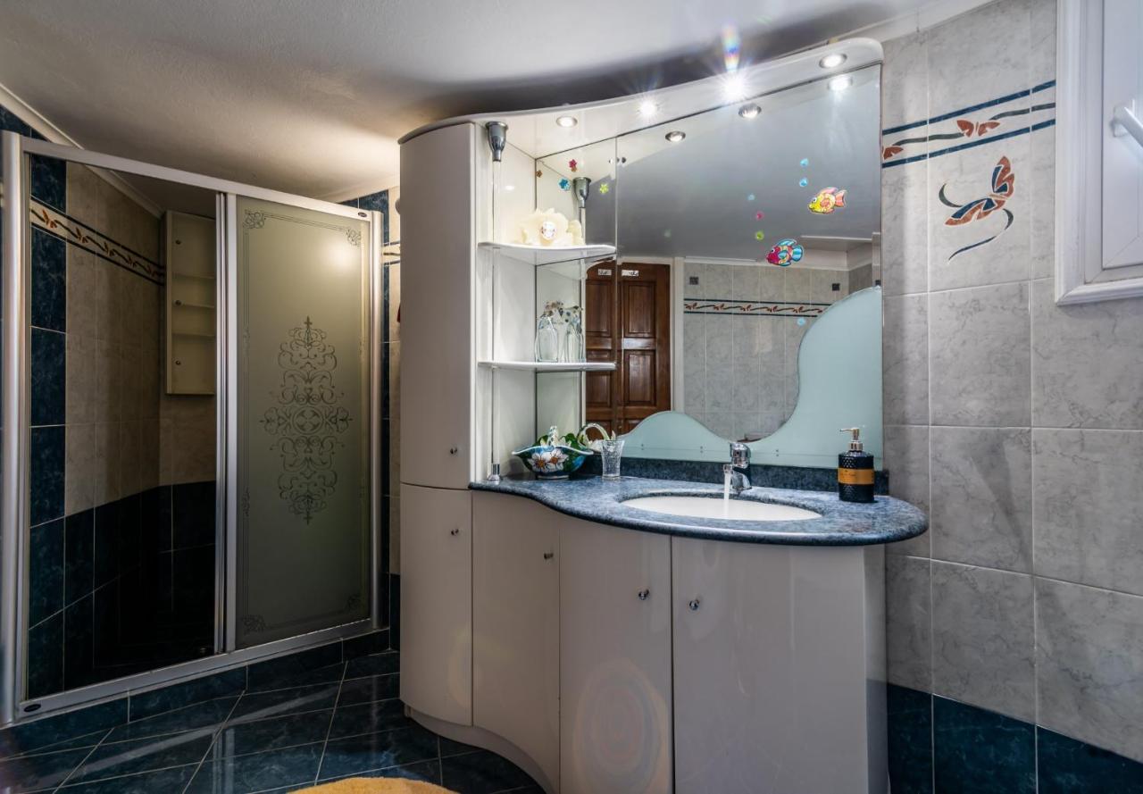Melisses Sea View House Villa Plaka  Bagian luar foto