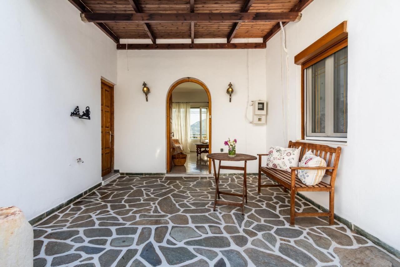 Melisses Sea View House Villa Plaka  Bagian luar foto