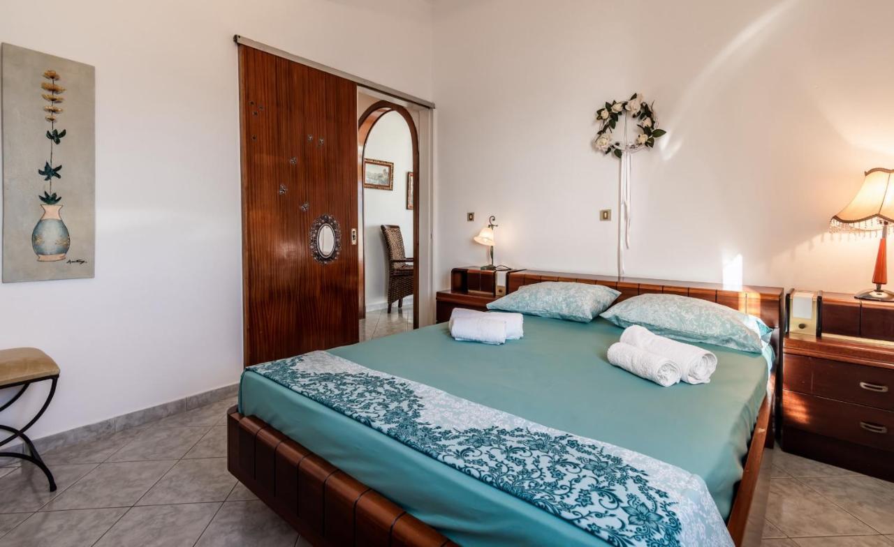 Melisses Sea View House Villa Plaka  Bagian luar foto